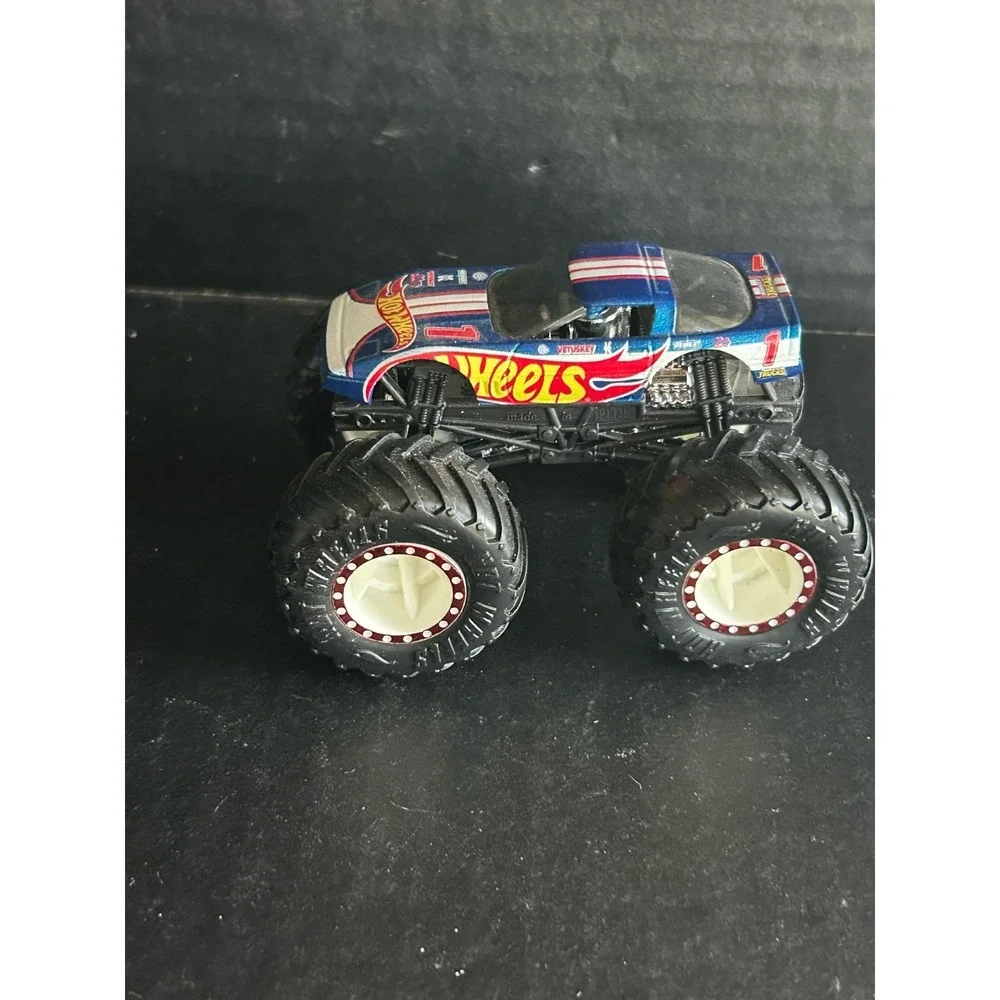 Hot Wheels, Hot Wheels Racing #1 Monster Truck 1:64, Corvette Loose Blue White